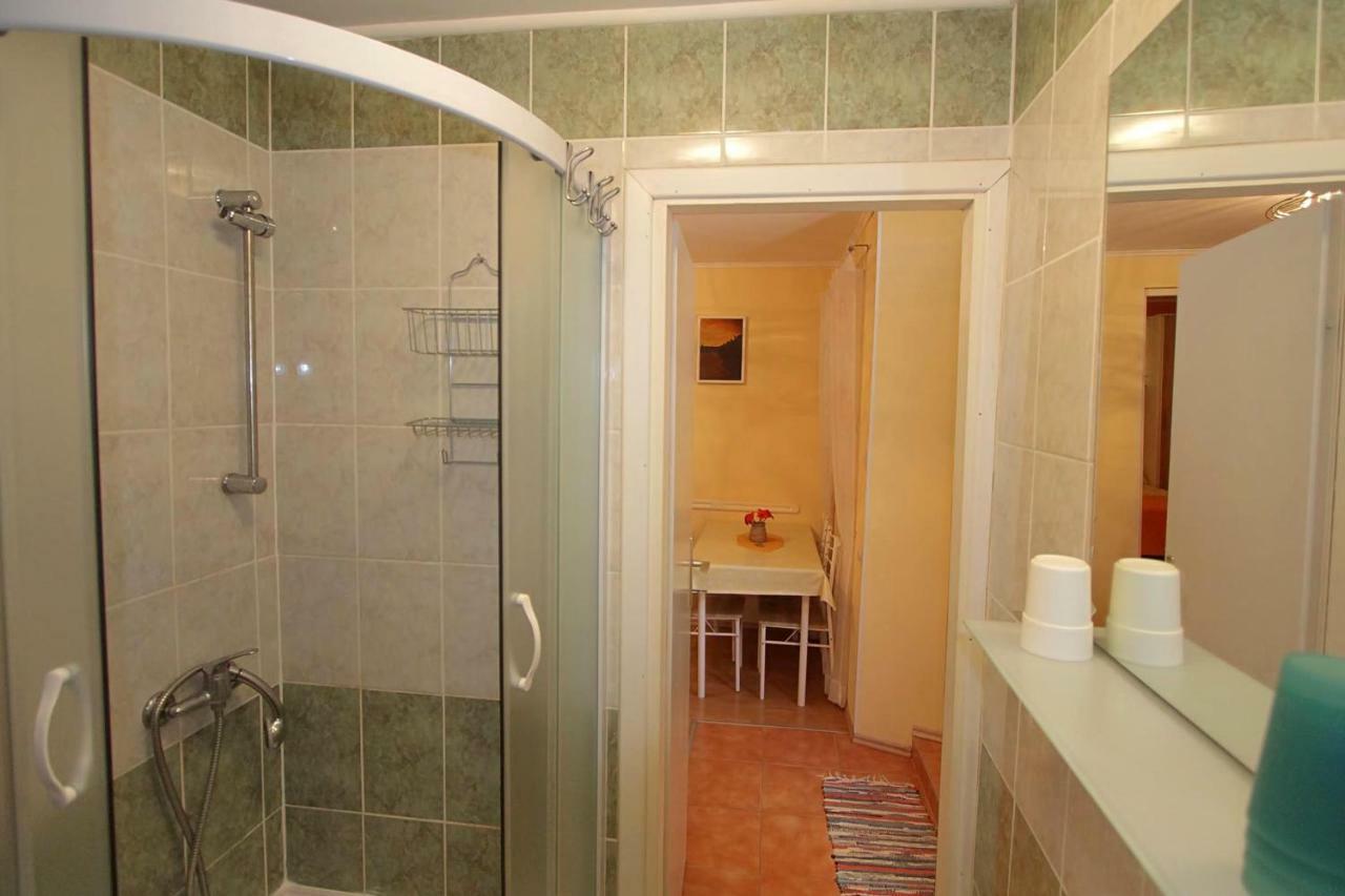 Apartment Tancabel Ловран Екстериор снимка